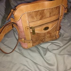 **BØC**Portable charger purse (BUY OR MAKE OFFERS)